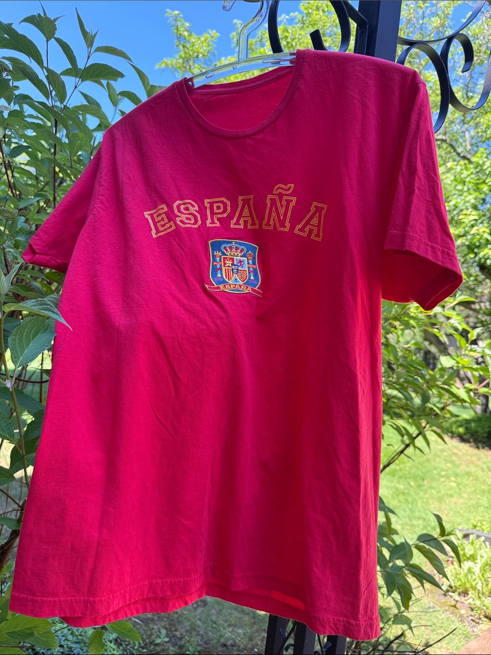 España Red Tee with Crest men size L red color short sleeve pre-owned with gift - Picture 7 of 16